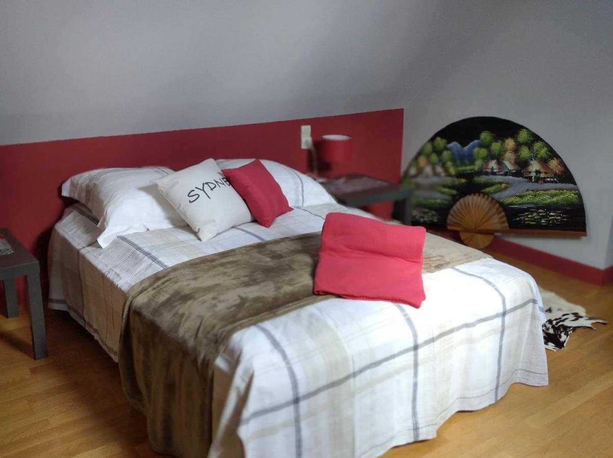Lanneray B&B Ferme De La Rouzannerie Pour 2 Ou Famille المظهر الخارجي الصورة